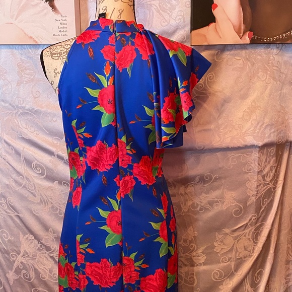 Dress - Picture 4 of 6